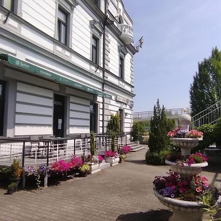 Hotel Cade Pisek  Exterior photo